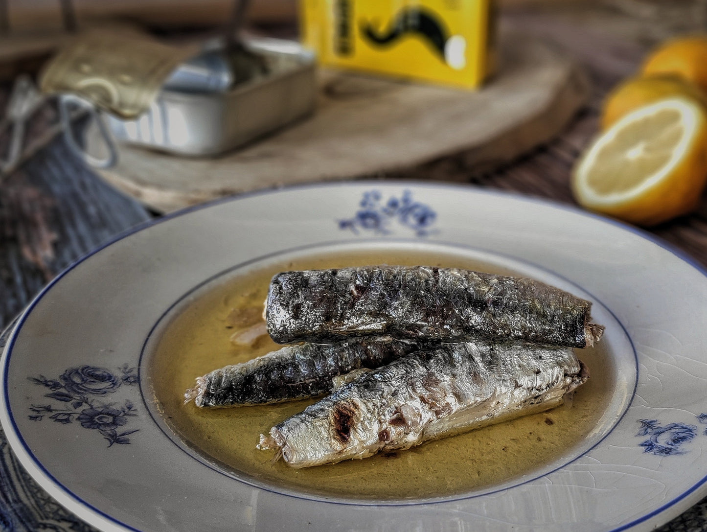 Sardinen in Olivenöl und Zitrone