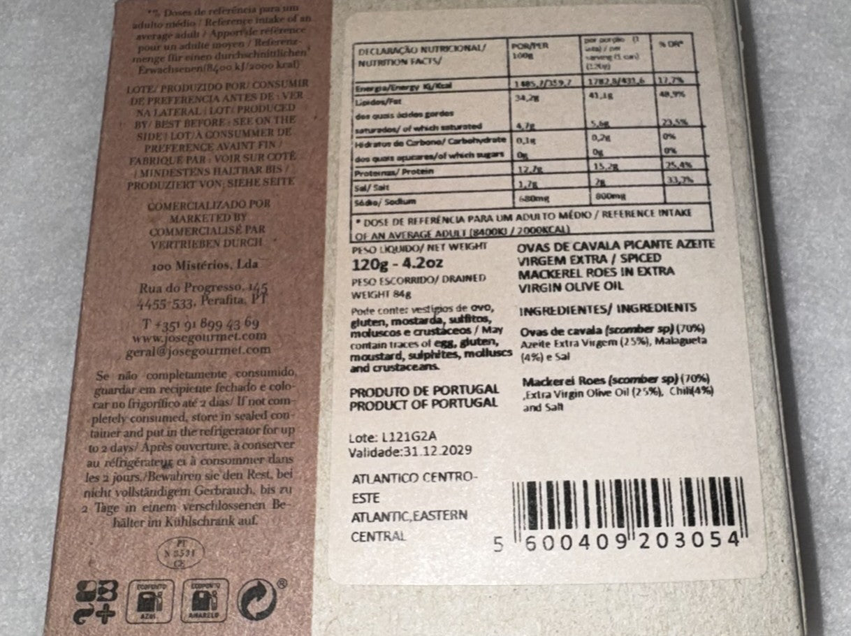 Makrelenrogen in Scharfem Olivenöl